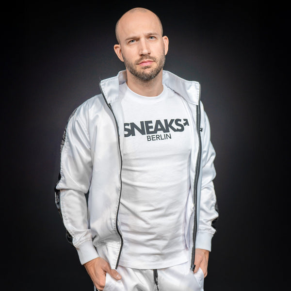 GEAR SHIRT SNEAKS WHT